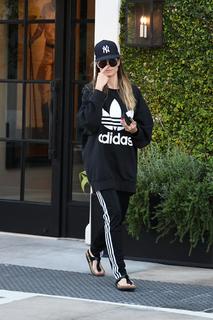 Heidi Klum feet photo thumbnail