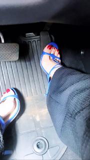 Alaine Crissiê feet photo thumbnail