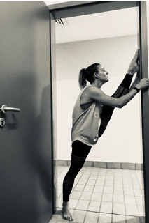 Tania Cagnotto feet photo thumbnail