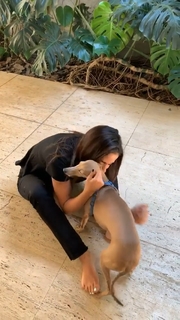 Anitta feet photo thumbnail
