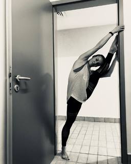 Tania Cagnotto feet photo thumbnail