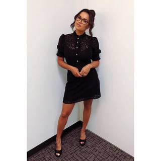 Joy Taylor feet photo thumbnail