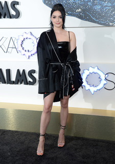 Ariel Winter feet photo thumbnail