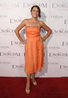 Busy Philipps feet photo thumbnail