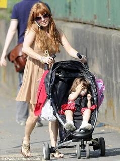 Tina O'Brien feet photo thumbnail