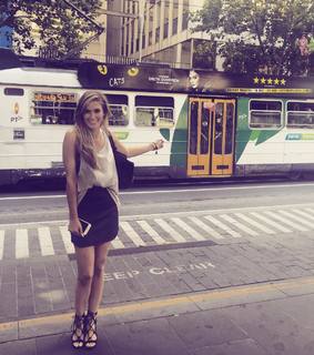 Delta Goodrem feet photo thumbnail