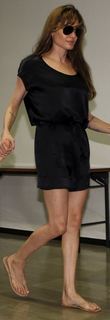 Angelina Jolie feet photo thumbnail