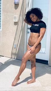 Qimmah Russo feet photo thumbnail