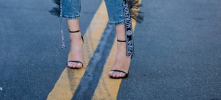 Victoria Waldrip feet photo thumbnail