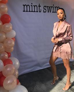 Draya Michele feet photo thumbnail