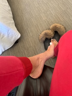 Victoria Waldrip feet photo thumbnail
