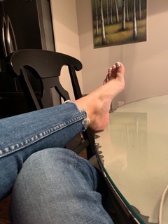 Victoria Waldrip feet photo thumbnail