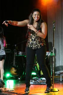 Jordin Sparks feet photo thumbnail