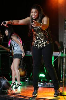 Jordin Sparks feet photo thumbnail