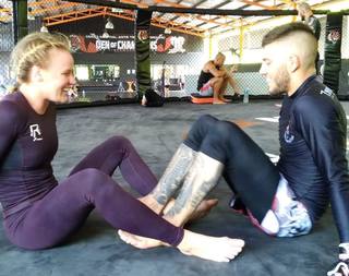 Valentina Shevchenko feet photo thumbnail