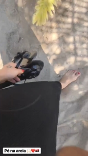 Kelly Key feet photo thumbnail