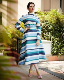 Tamannaah Bhatia feet photo thumbnail
