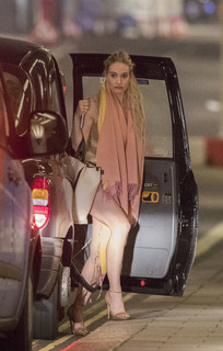 Lily James feet photo thumbnail