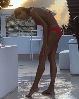 Kelly Bensimon feet photo thumbnail