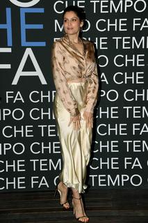 Laetitia Casta feet photo thumbnail