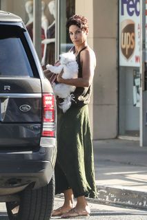 Nicole Murphy feet photo thumbnail