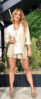 Andrea Legarreta feet photo thumbnail