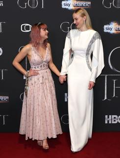 Maisie Williams feet photo thumbnail
