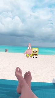 Lívia Andrade feet photo thumbnail