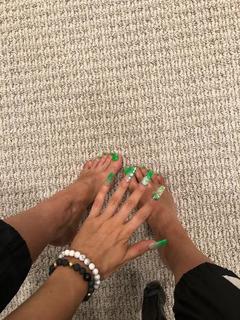 Victoria Waldrip feet photo thumbnail