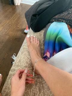 Victoria Waldrip feet photo thumbnail
