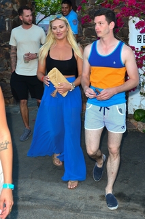 Brooke Hogan feet photo thumbnail