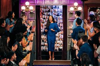 Zoe Saldana feet photo thumbnail