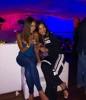 Gaby Espino feet photo thumbnail