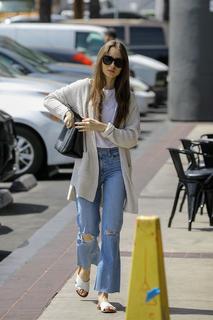 Lily Collins feet photo thumbnail