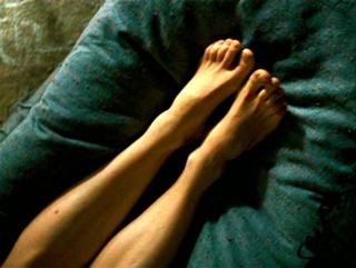 Jodie Foster feet photo thumbnail