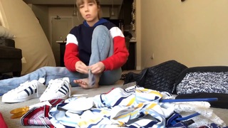 Jennette McCurdy feet photo thumbnail