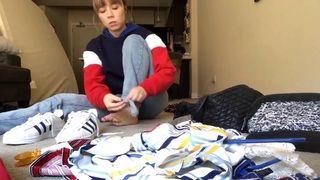 Jennette McCurdy feet photo thumbnail