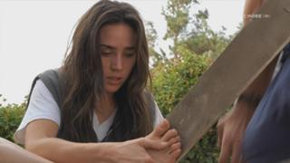Jennifer Connelly feet photo thumbnail