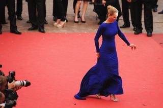 Uma Thurman feet photo thumbnail