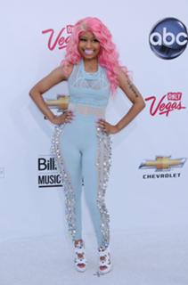 Nicki Minaj feet photo thumbnail