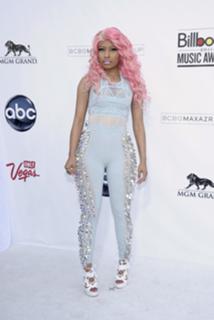 Nicki Minaj feet photo thumbnail