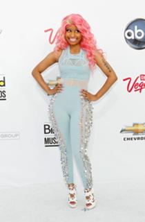 Nicki Minaj feet photo thumbnail