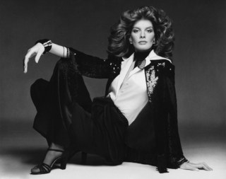 Rene Russo feet photo 3