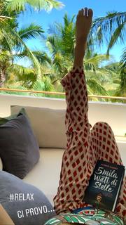 Federica Fontana feet photo thumbnail