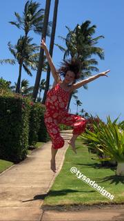 Juliette Lewis feet photo thumbnail