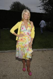 Christie Brinkley feet photo thumbnail