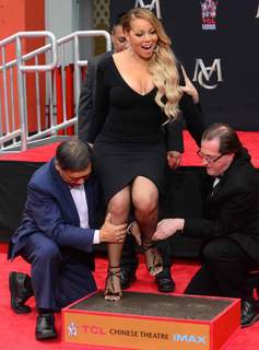 Mariah Carey feet photo thumbnail