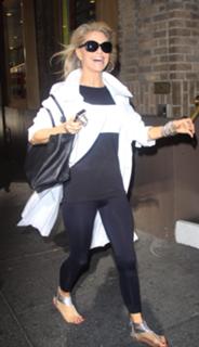 Christie Brinkley feet photo thumbnail