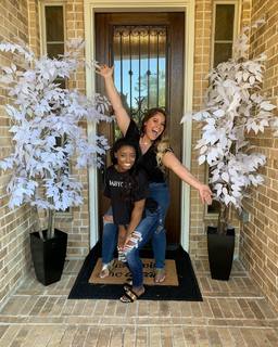 Simone Biles feet photo thumbnail