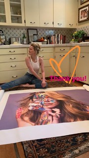 Amber Heard feet photo thumbnail